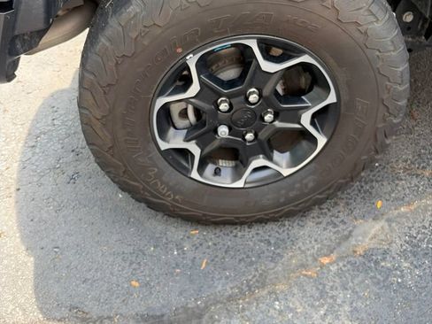 Used 2023 Jeep Wrangler Unlimited Rubicon 4xe w/ Cold Weather Group AWD/4WD image 9