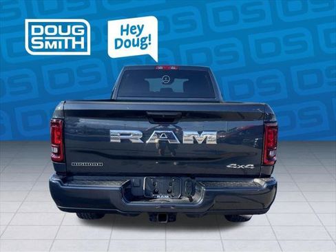 Certified 2025 RAM 2500 Big Horn AWD/4WD image 4