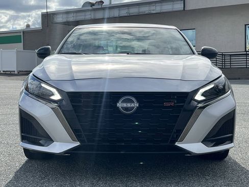 Used 2024 Nissan Altima 2.5 SR image 28