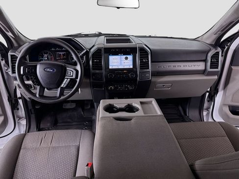 Used 2019 Ford F250 XLT w/ XLT Value Package AWD/4WD image 19