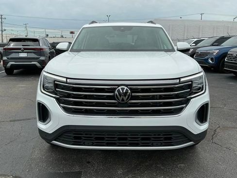Certified 2025 Volkswagen Atlas SE w/ Panoramic Sunroof Package FWD image 8