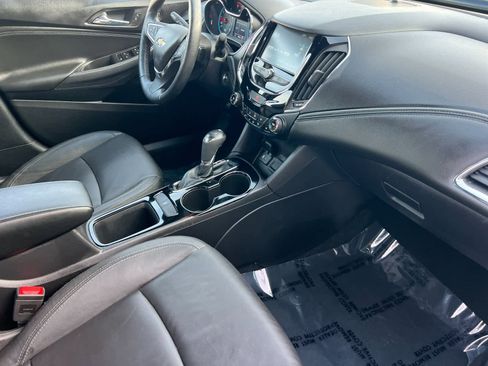 Used 2017 Chevrolet Cruze Premier w/ RS Package image 15