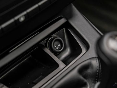 Used 2011 BMW M3 Sedan RWD image 64