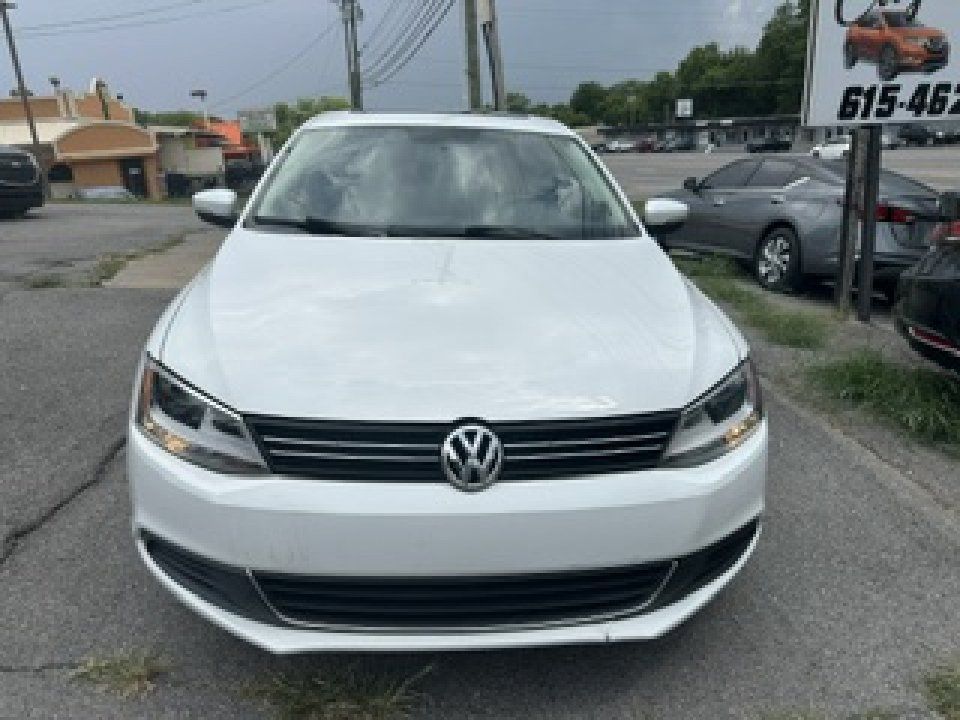 Used 2014 Volkswagen Jetta TDI FWD image 2