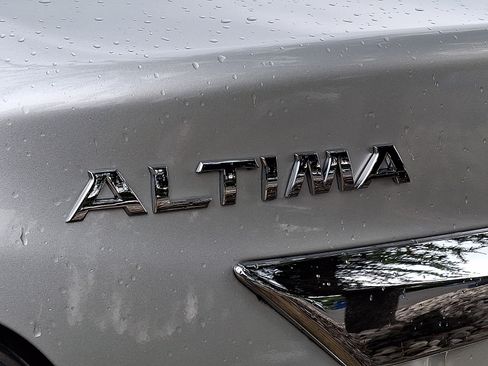 Used 2014 Nissan Altima 2.5 S FWD image 28