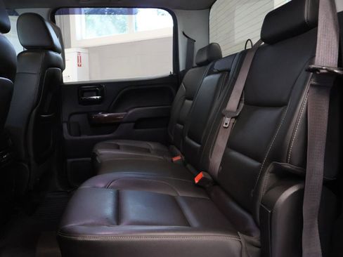 Used 2015 GMC Sierra 3500 SLT w/ Duramax Plus Package AWD/4WD image 6