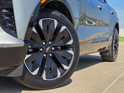 Used 2025 Chevrolet Blazer EV RS image 8