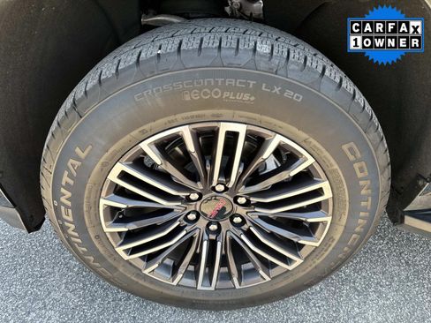 Used 2025 GMC Yukon Elevation w/ LPO, Floor Liner Package AWD/4WD image 11