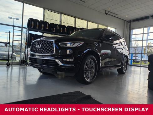 Used 2021 INFINITI QX80 Luxe image 2