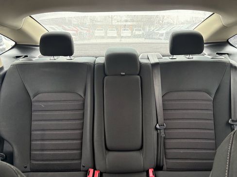 Used 2020 Ford Fusion SE image 13