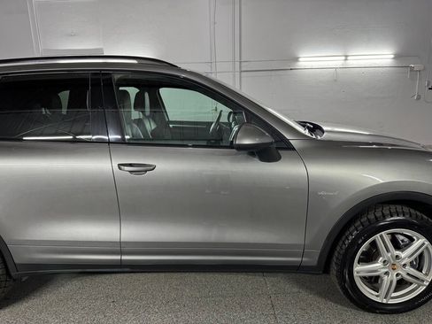 Used 2014 Porsche Cayenne Diesel AWD/4WD image 3