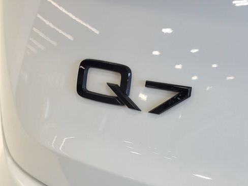Used 2023 Audi Q7 3.0T Prestige w/ Prestige Package AWD/4WD image 7