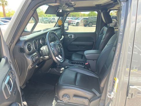 Certified 2021 Jeep Wrangler Unlimited Rubicon 4xe w/ Cold Weather Group AWD/4WD image 14