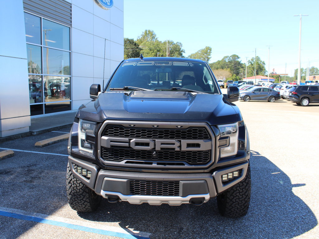 Used 2019 Ford F150 Raptor w/ Equipment Group 802A Luxury AWD/4WD image 7