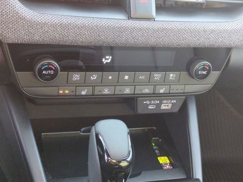 New 2026 Subaru Outback Premium image 25