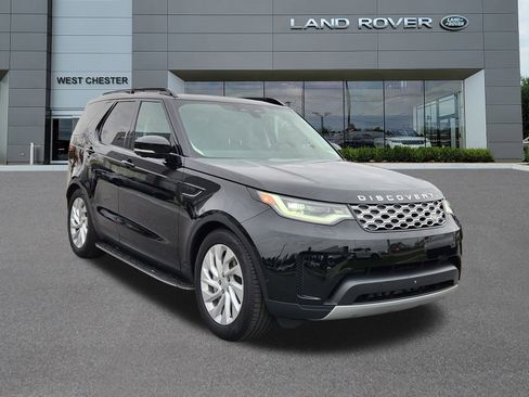 Certified 2024 Land Rover Discovery S image 2