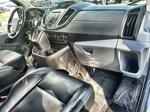 Used 2016 Ford Transit 350 XLT image 29