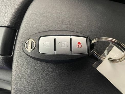 Used 2023 Nissan Z w/ Floor Mat Package (L93) RWD image 25