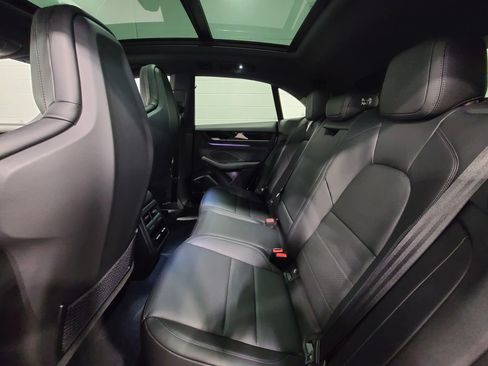New 2026 Porsche Macan 4 Electric AWD/4WD image 27