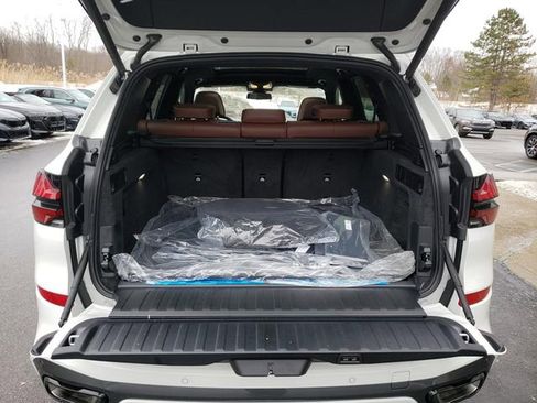New 2026 BMW X5 xDrive50e w/ M Sport Package image 7