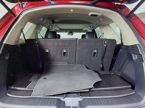 Used 2024 Honda Pilot Touring image 28