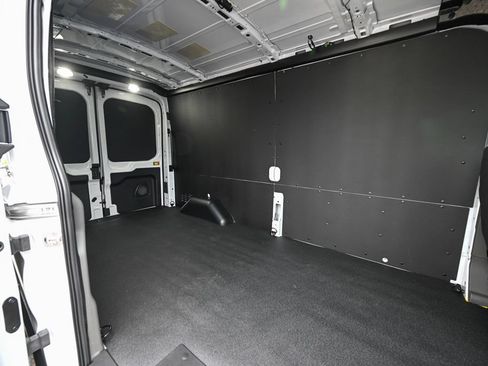 New 2026 Ford Transit 250 148 Medium Roof Extended AWD w/ Exterior Upgrade Package image 18