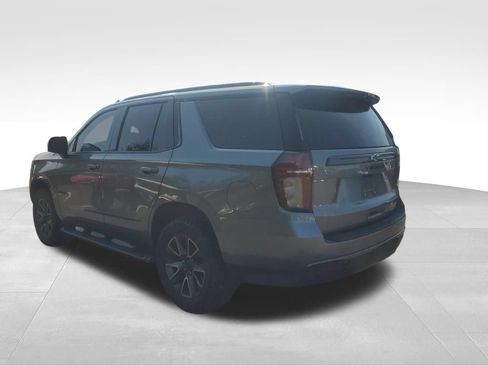 Used 2021 Chevrolet Tahoe Z71 w/ Z71 Signature Package AWD/4WD image 3
