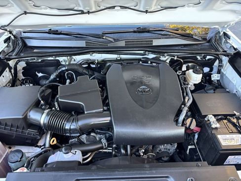 Used 2021 Toyota Tacoma SR image 27