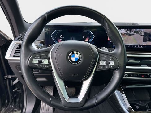 Used 2024 BMW X5 xDrive40i w/ Premium Package image 24
