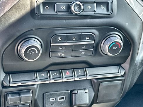 Used 2022 Chevrolet Silverado 1500 Custom w/ Safety Confidence Package image 22