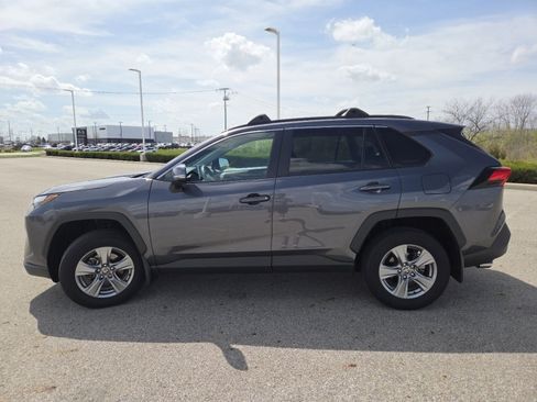 Used 2024 Toyota RAV4 XLE w/ Convenience Package image 15