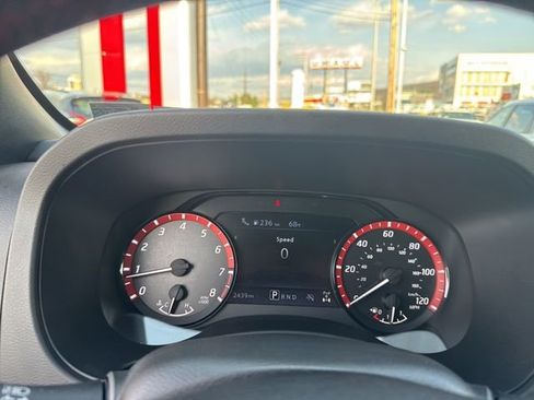 Certified 2025 Nissan Frontier PRO-4X image 22