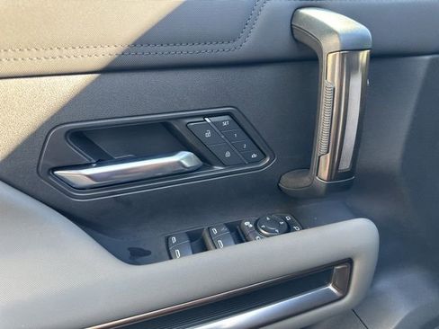 New 2025 GMC Hummer EV 2X image 11