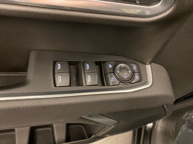 Used 2026 GMC Sierra 1500 SLT AWD/4WD image 25