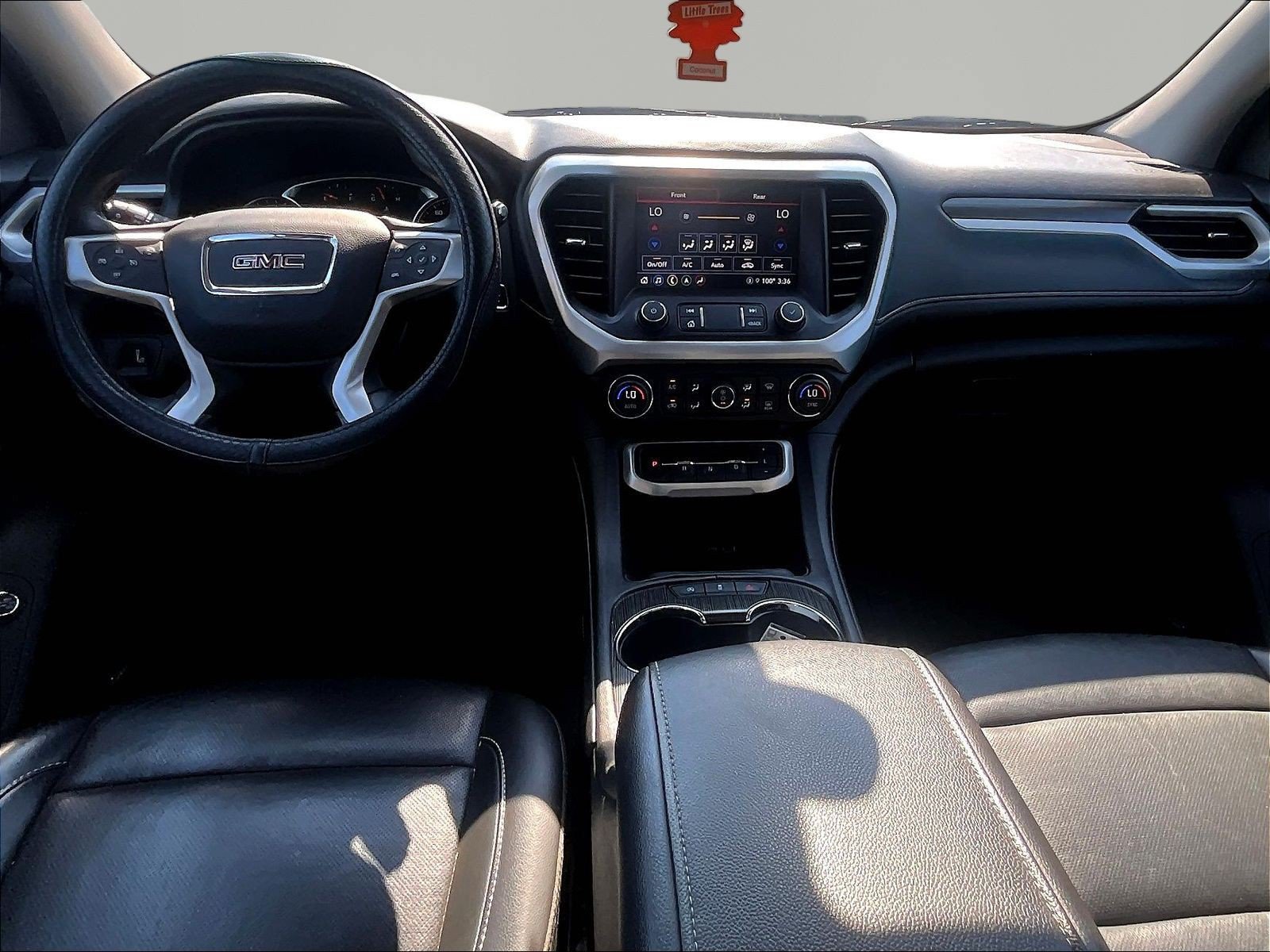 Used 2023 GMC Acadia SLT FWD image 7
