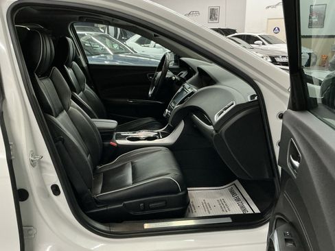 Used 2020 Acura TLX 3.5L Technology Pkg image 12