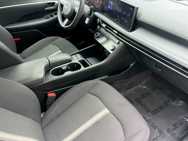 Used 2025 Hyundai Sonata SEL FWD image 18