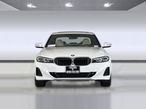 Used 2026 BMW 330i Sedan w/ Premium Package RWD image 6