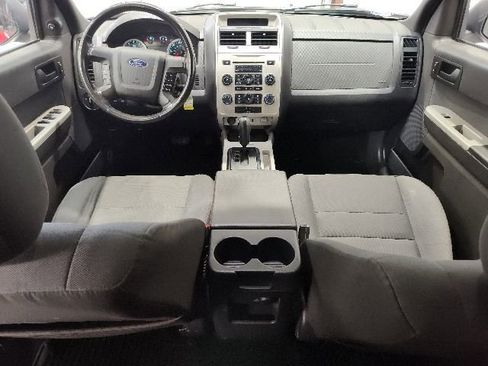 Used 2011 Ford Escape XLT w/ 202A Rapid Spec Order Code AWD/4WD image 16