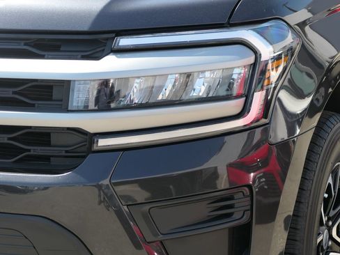 Used 2024 Ford Expedition Max XLT RWD image 9