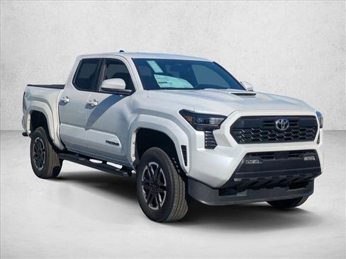 New 2025 Toyota Tacoma TRD Sport image 6