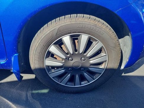 Used 2014 Nissan Versa Note SV FWD image 2