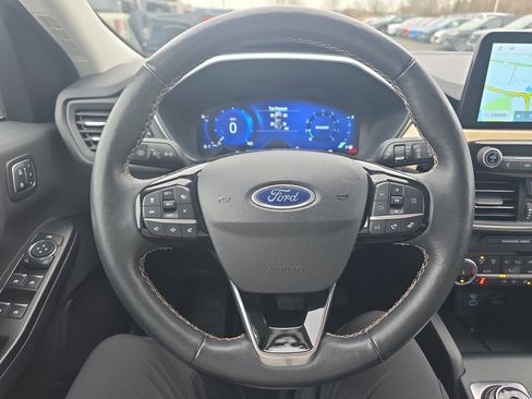 Used 2022 Ford Escape Titanium w/ Titanium Elite Package image 35