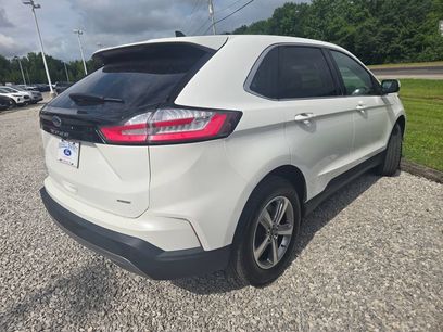 Used 2022 Ford Edge SEL w/ Convenience Package