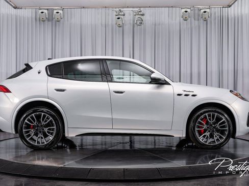 Used 2023 Maserati Grecale Modena image 21