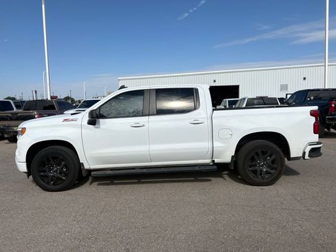 Used 2023 Chevrolet Silverado 1500 RST w/ Z71 Off-Road Package AWD/4WD image 2