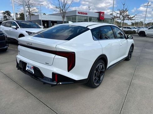 New 2026 Kia K4 GT-Line image 8
