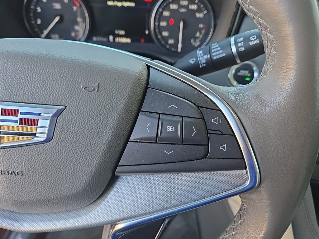 Certified 2023 Cadillac XT5 Premium Luxury w/ Technology Package FWD image 24