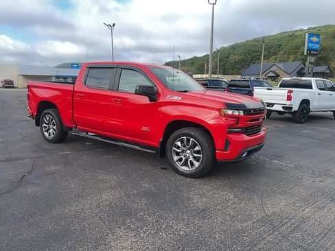 Used 2019 Chevrolet Silverado 1500 RST image 1