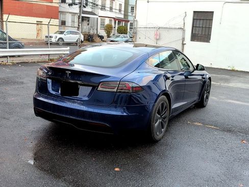 Used 2022 Tesla Model S image 8